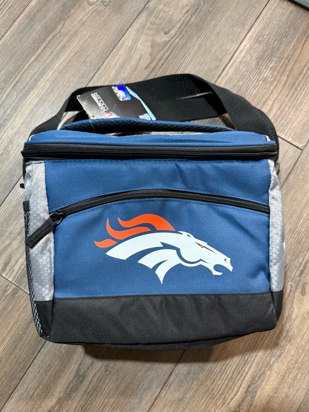 NWT Denver Broncos Rawlings NFL 12 Can Glacier Guard Cooler Lunch Bag Blue
